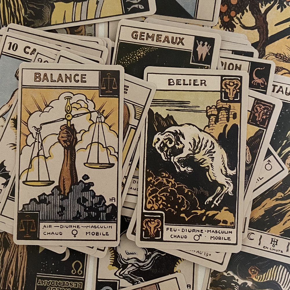 vintage zodiac oracle cards 48 - огляд і ціна Board Game Vantage